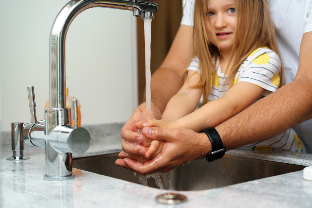 Calitatea apei de la robinet: Ce trebuie să știi